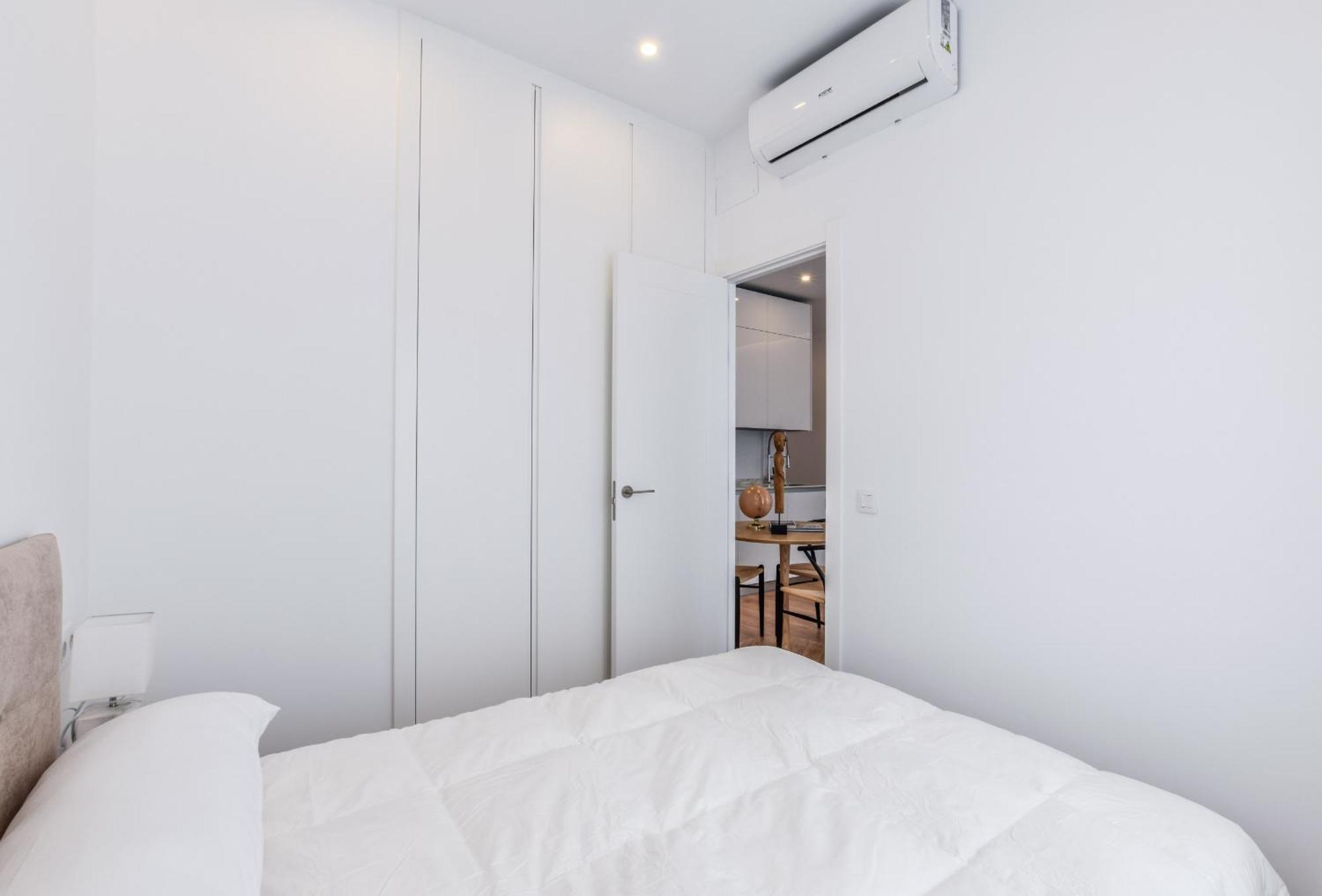 Apartamento Reformado En Metro Ibiza Alquiler Temporal Madrid Exterior foto