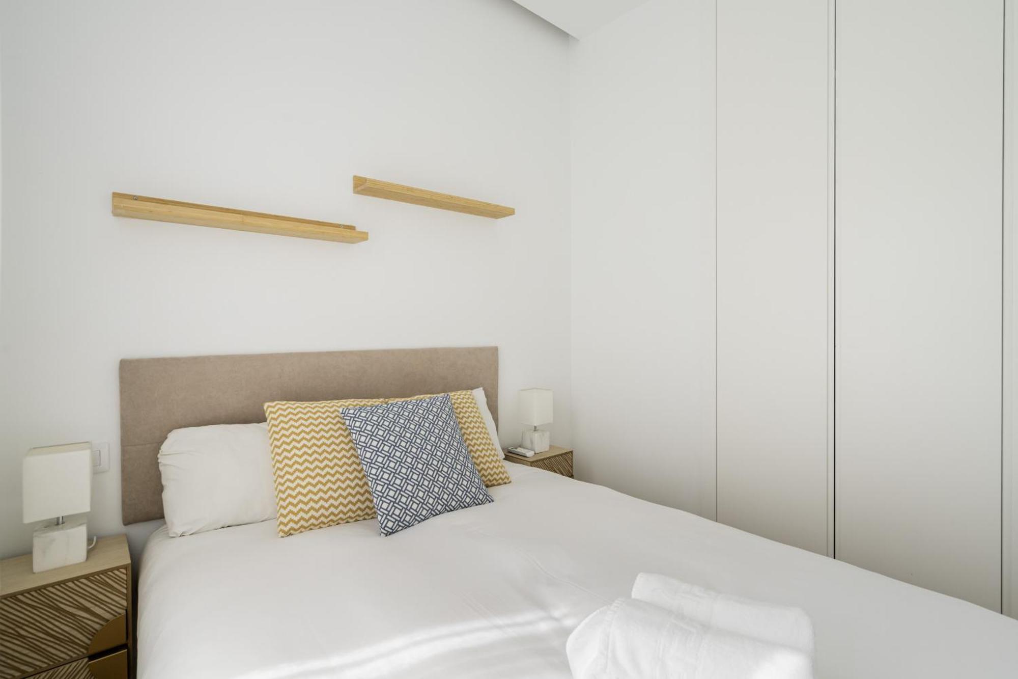 Apartamento Reformado En Metro Ibiza Alquiler Temporal Madrid Exterior foto